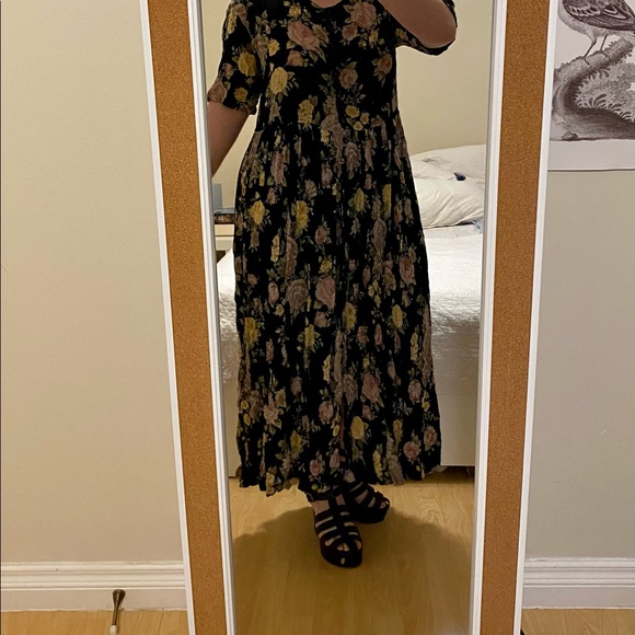 rose pattern dress - Picture 4 of 6